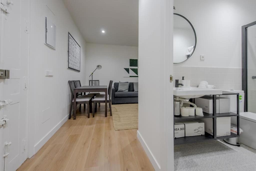 Cozy Apt Para 6Pax A Escasos Metros Del Retiro Madrid Buitenkant foto